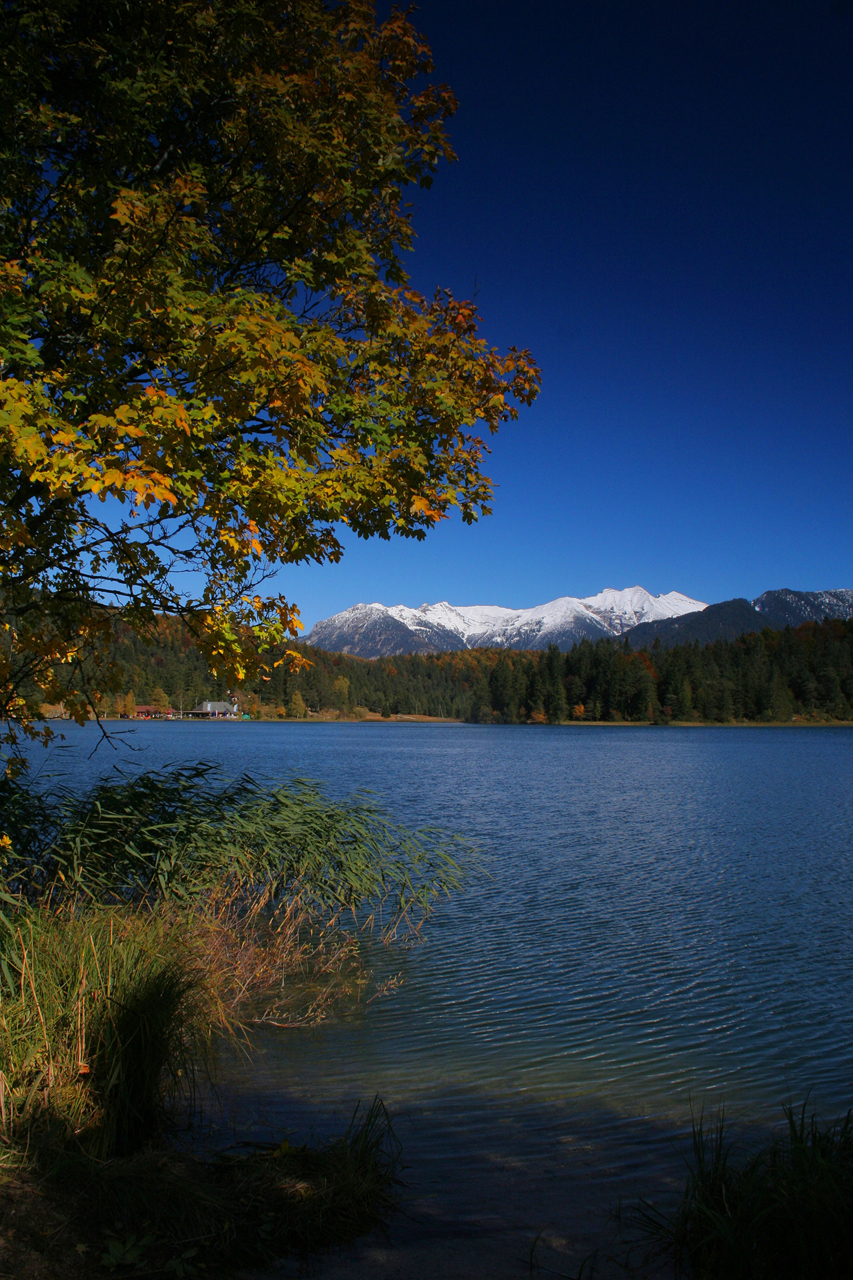 Lautersee mit Blick auf die Soiern.jpg